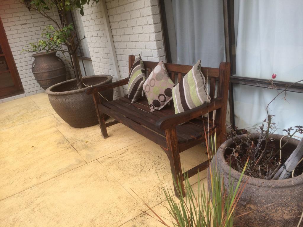 Nivalis Bed And Breakfast Herne Hill Екстер'єр фото